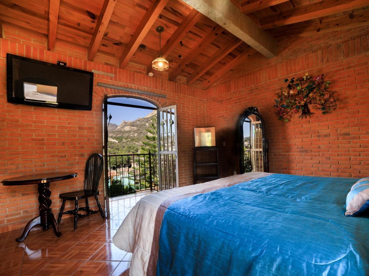 Hotel Quinta Mirador Zacualli ベルナル エクステリア 写真
